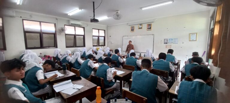 Laporan Pelaksanaan Tes TOEFL Junior di MTsN 7 Jakarta