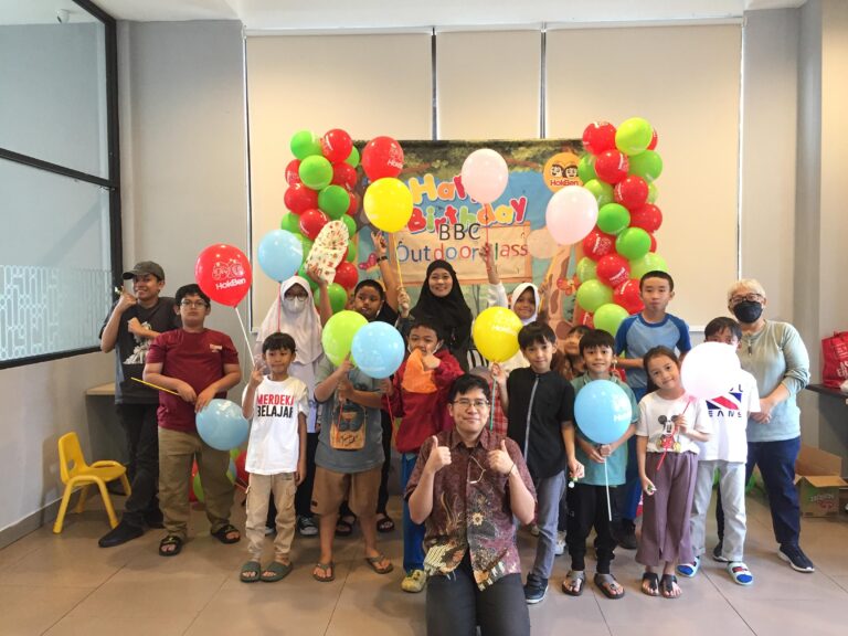 Outing Class BBC: Serunya Belajar Bahasa Inggris di Restoran Cepat Saji