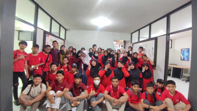 Pawai Ramadhan 1446H di BBC Ciracas Berlangsung Meriah